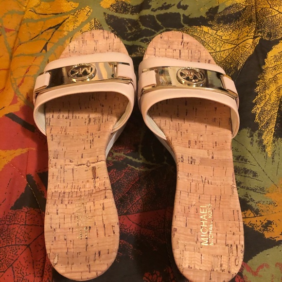 Michael Kors Leather Platform Shoes - Picture 2 of 4